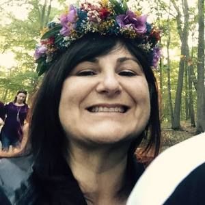 Meet your Posher, Joelle